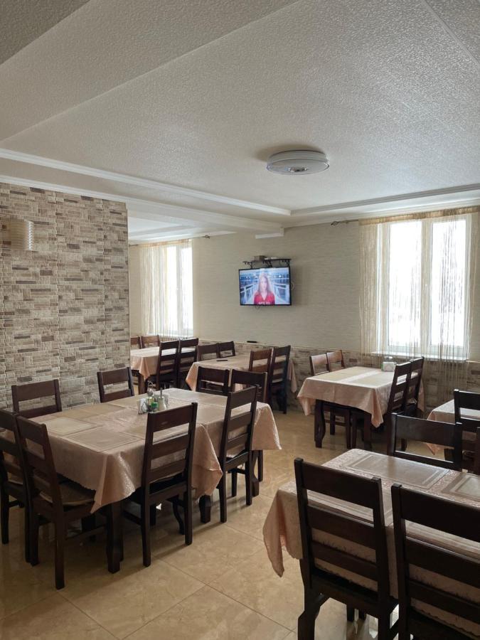 Hotel Горизонт à Dragobrat Extérieur photo