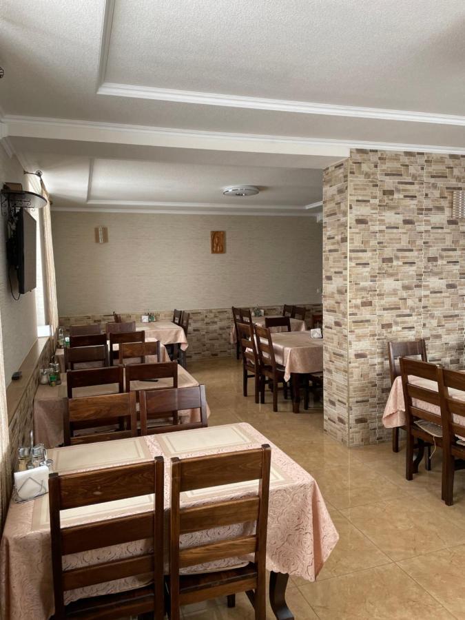 Hotel Горизонт à Dragobrat Extérieur photo